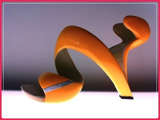 Crazy High Heels - When Your Bored